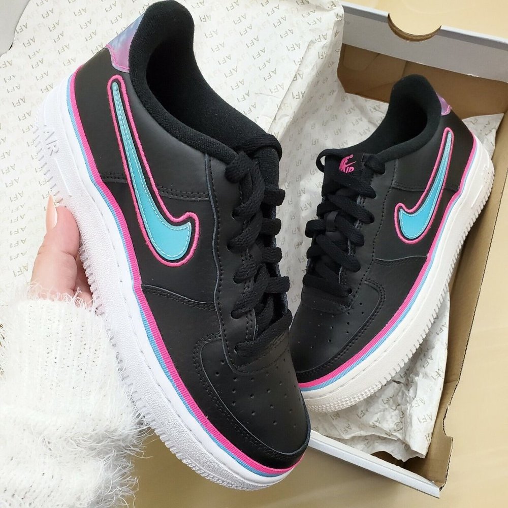 Nike Air Force 1 - Picture 3 of 7